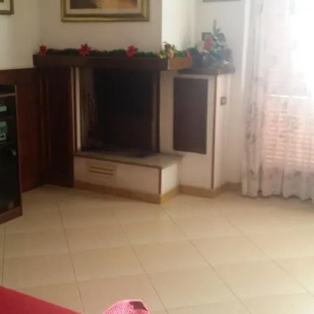 House With 3 Bedrooms In With Enclosed Garden And Wifi 2 Km From The *